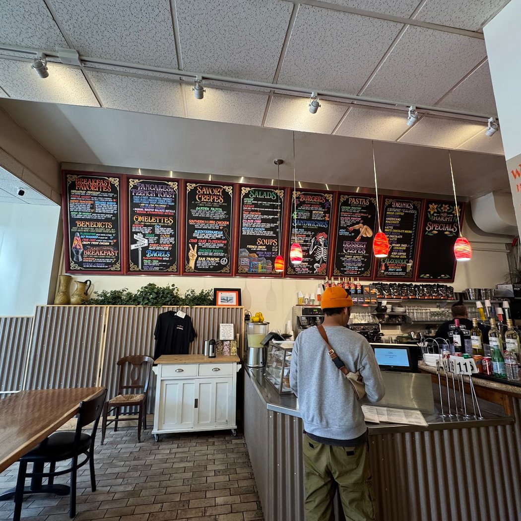 1428 HAIGHT Patio Cafe & Crepery 3