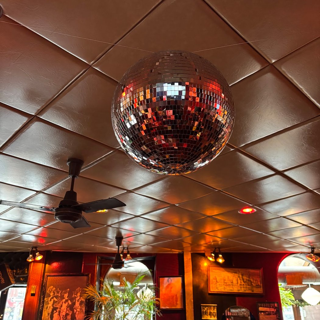 Hi Life Bar & Grill 2