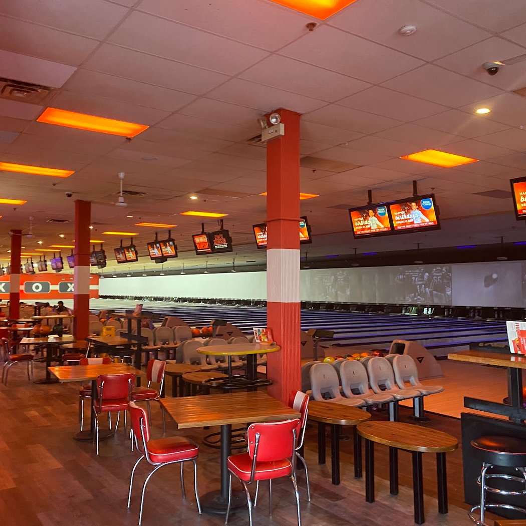 AMF Garden City Lanes 3
