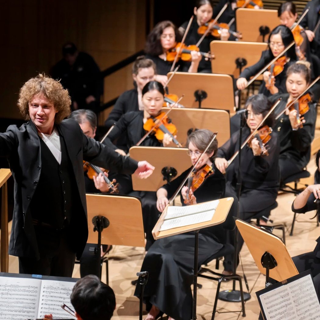 NY Philharmonic - Rouvali Conducts Carmina burana 1