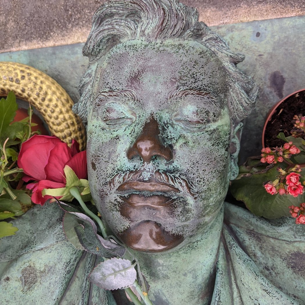 Recumbent Effigy of Victor Noir 1