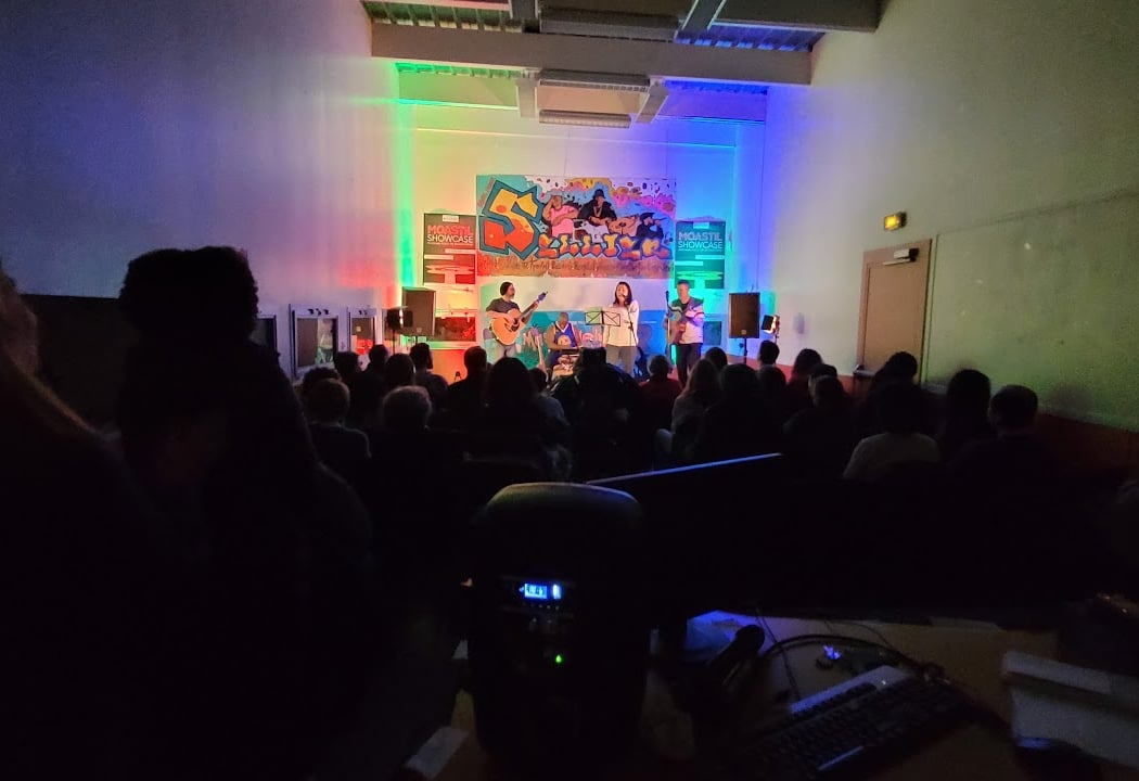 Café-concert 100% féminin 1