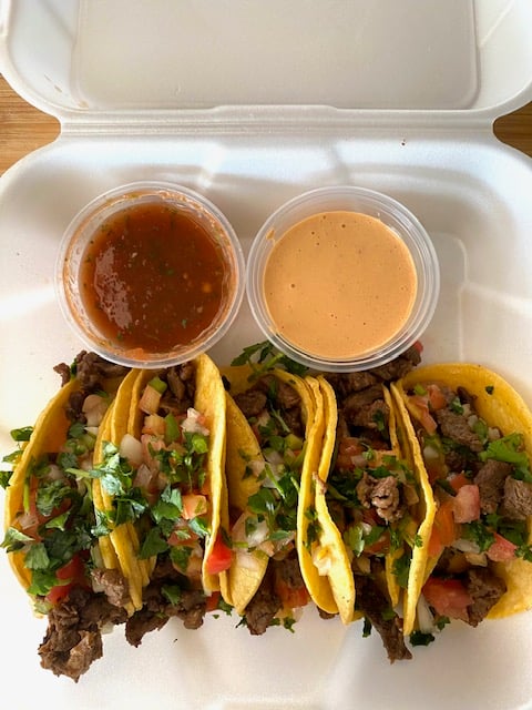 Latin Flavor Cuisine Food Truck / Honduras 1