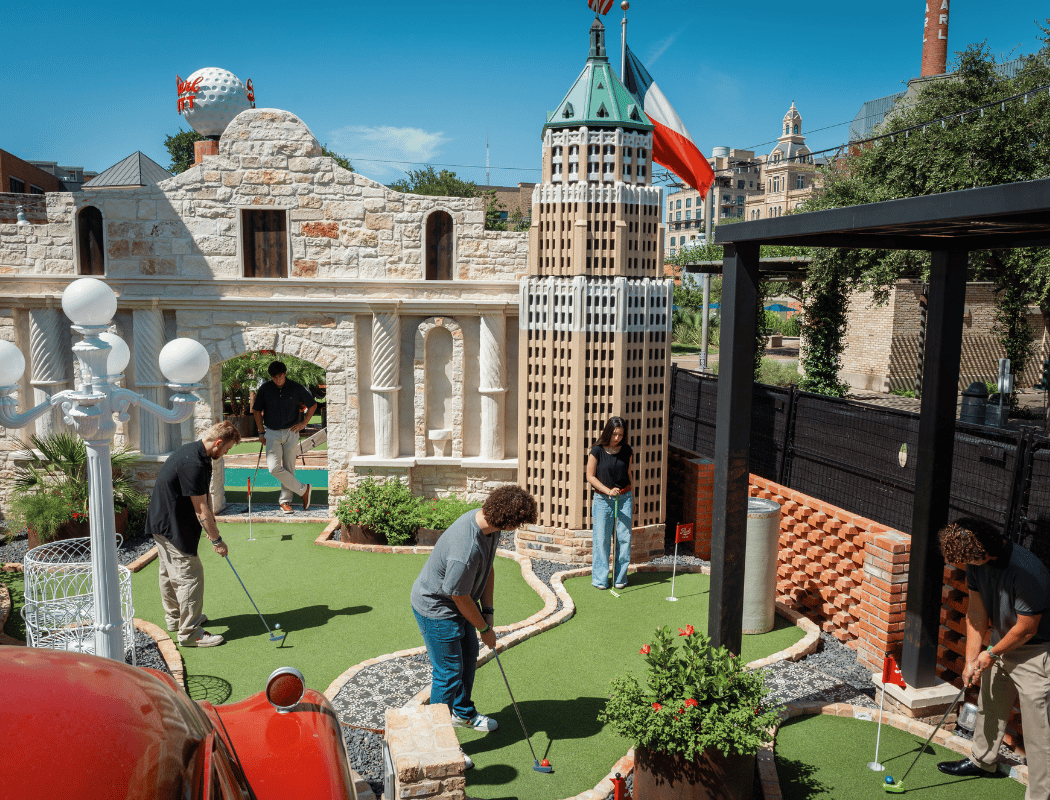Pearl Putt Mini Golf 1