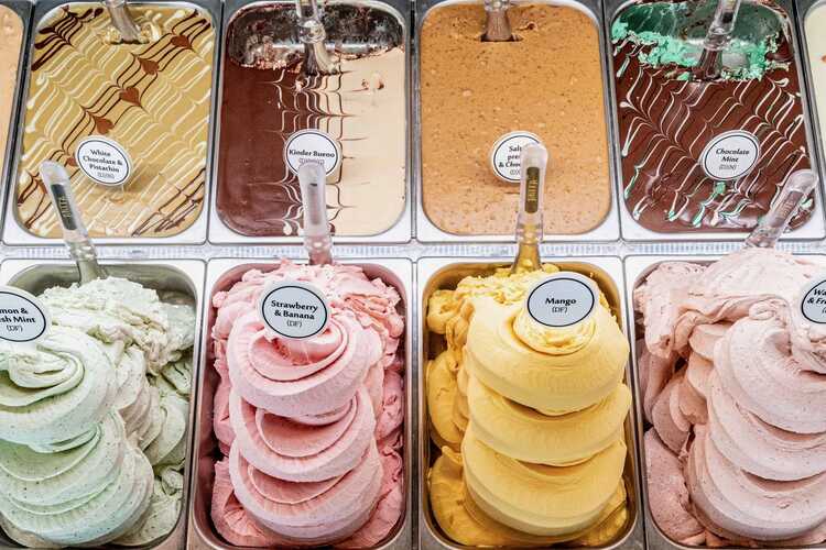Anita La Mamma del Gelato 1