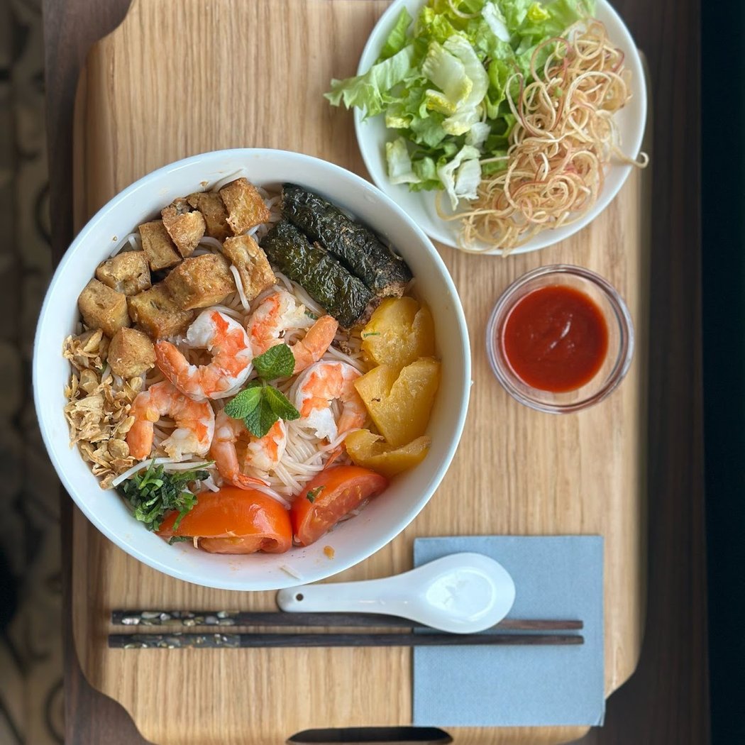DELI VIỆT Food & Drink 1