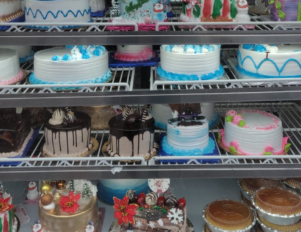 Mi Bakery & Cafe 2