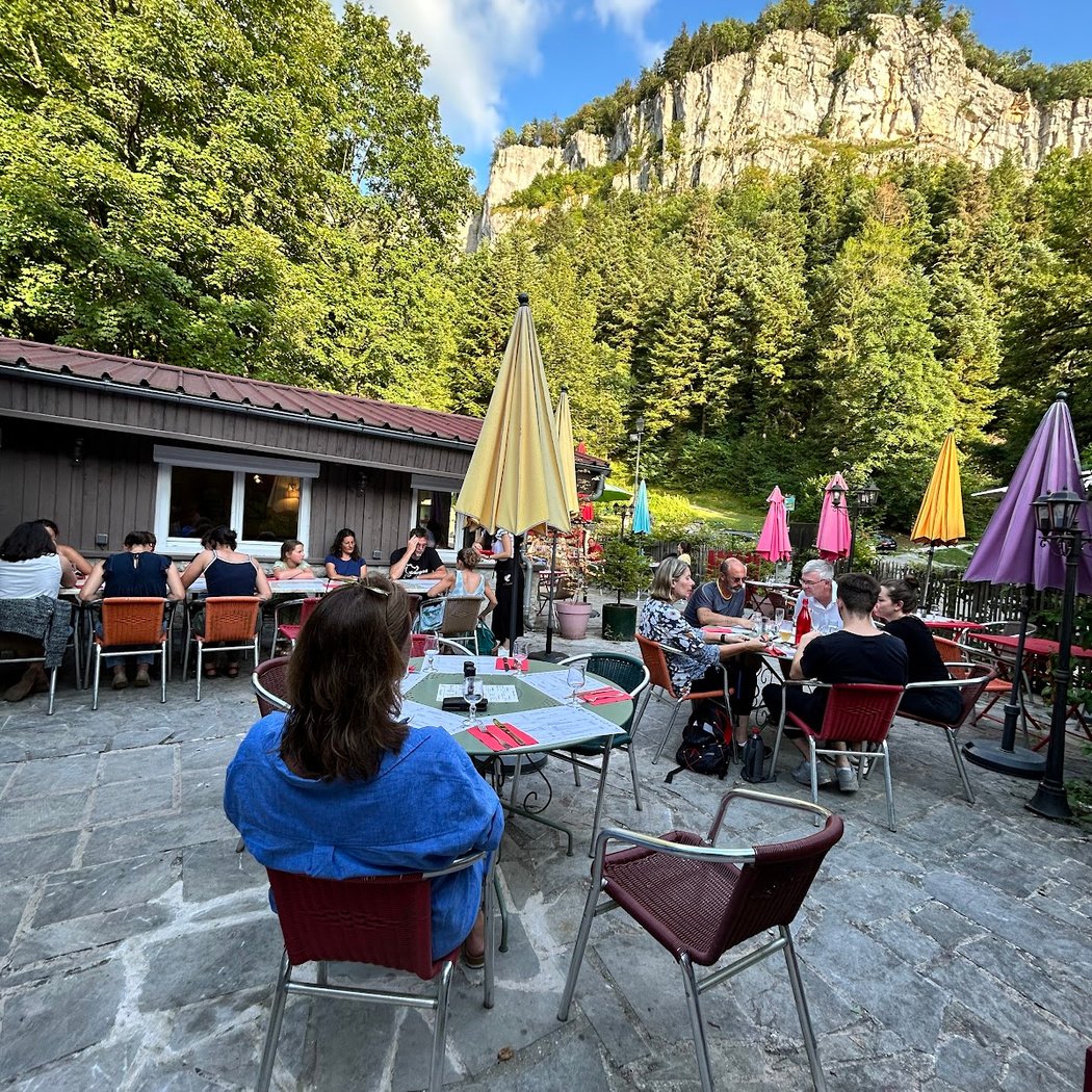 Restaurant La Cascade à La Frasnée Jura 2