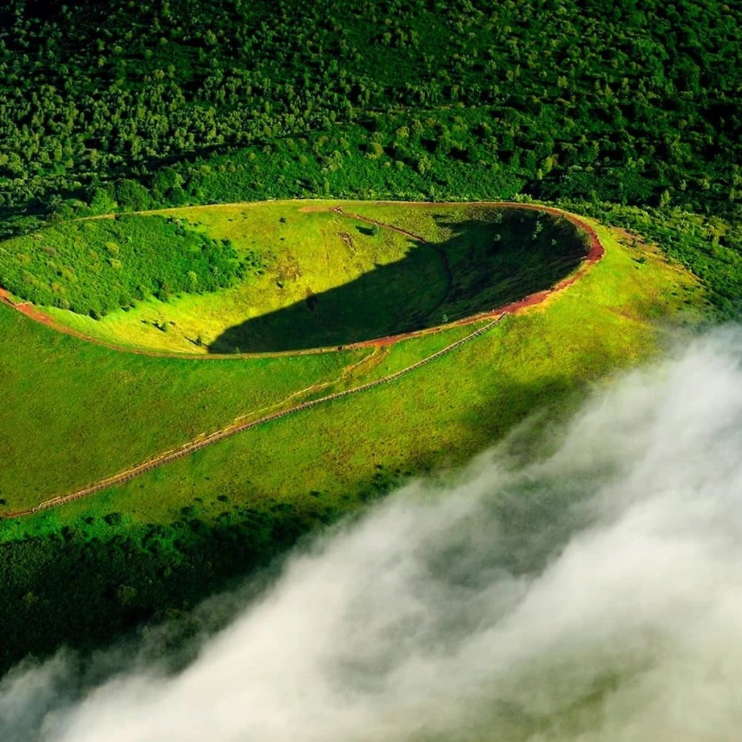 Parc naturel régional des Volcans d'Auvergne 1
