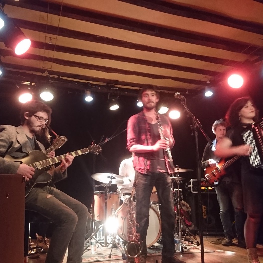 Asso. Le Jazz et La Java Café-concert Le Coquelicot 2