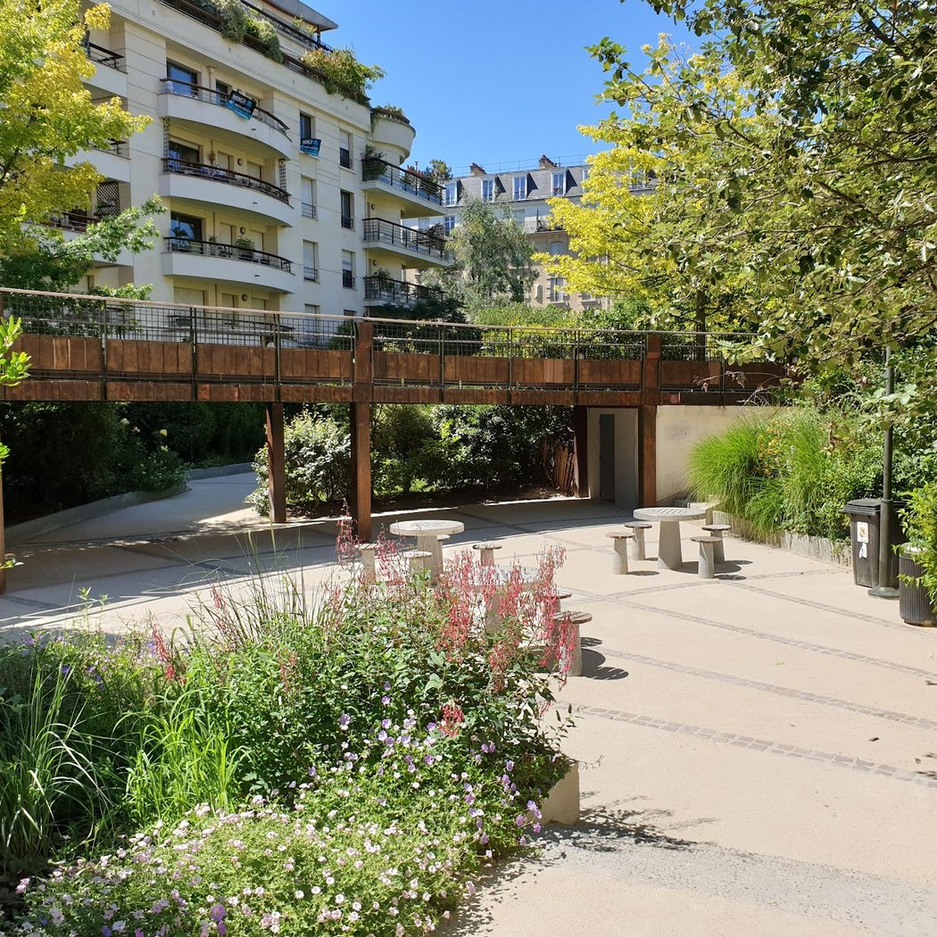 Square Edith-de-Villepin 1