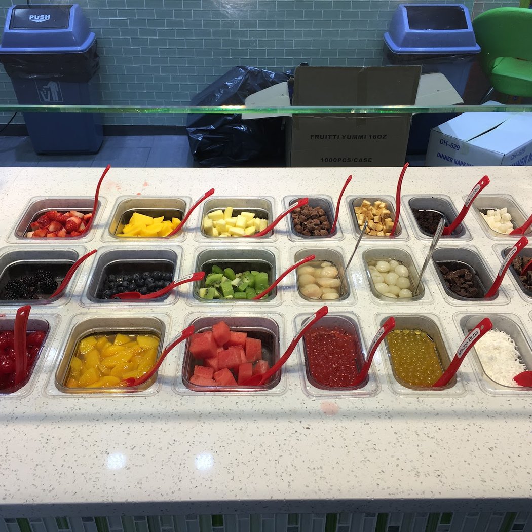 Fruitti Yummi Frozen Yogurt 3