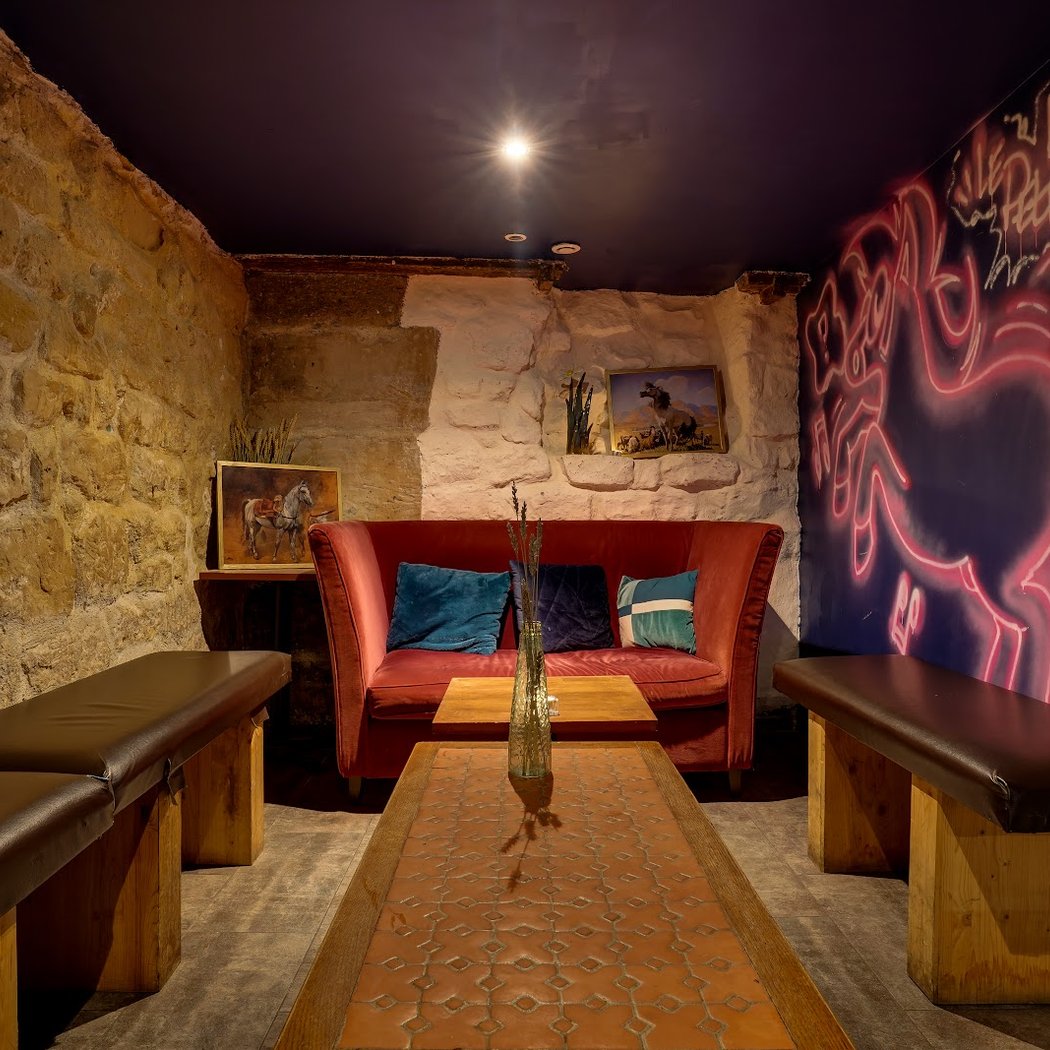 Le petit poney bar 3