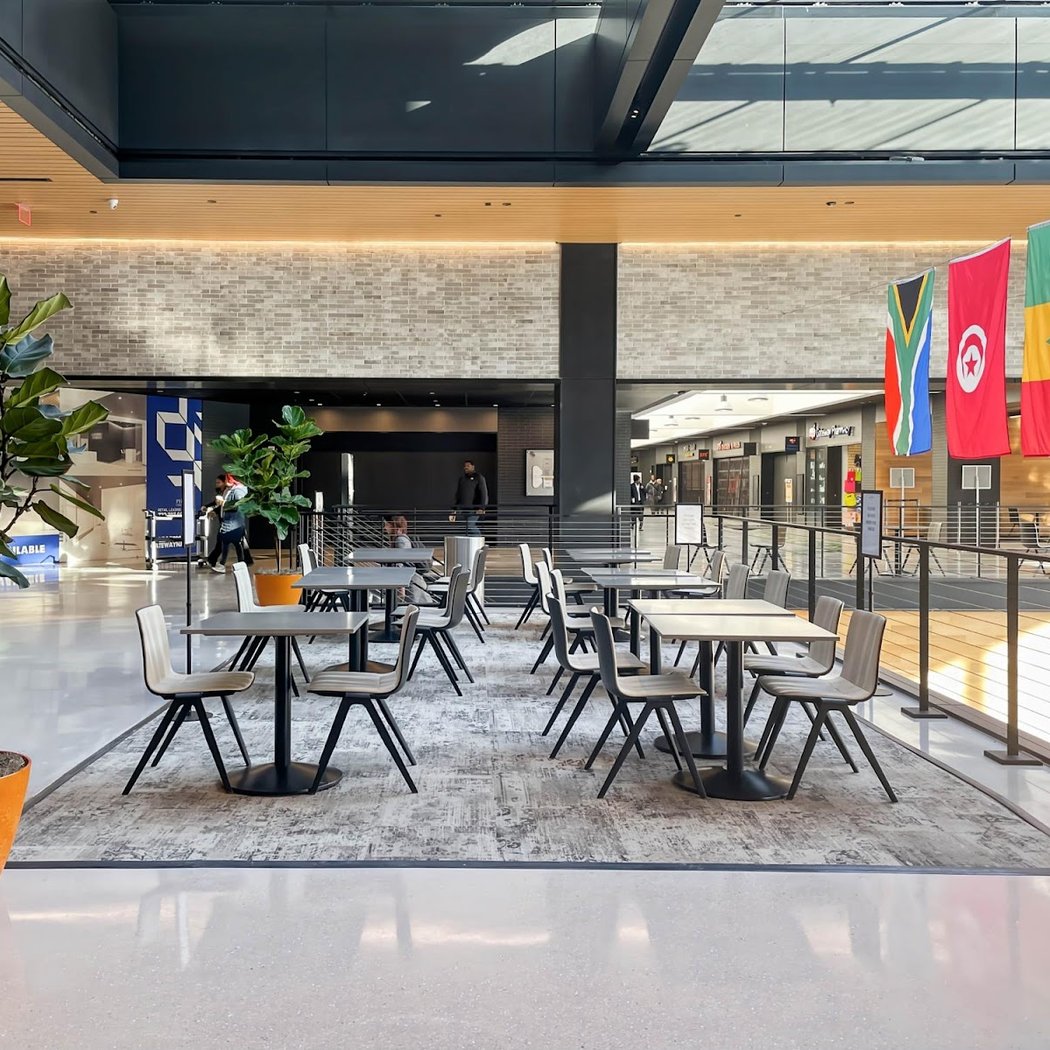 HQ One Gateway 3
