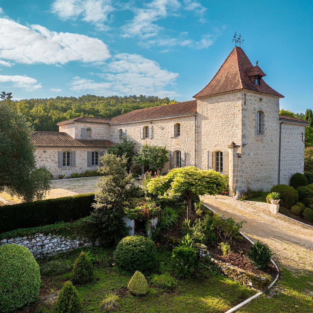 Manoir Blanche Haut chambres et tables d’hôtes à Villeneuve sur lot 2