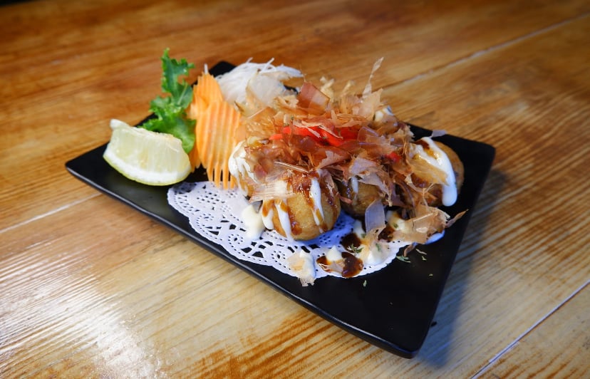 Mochiron Izakaya 1