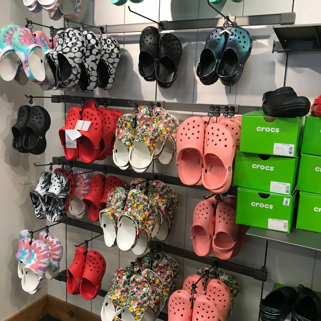 DSW Designer Shoe Warehouse 4