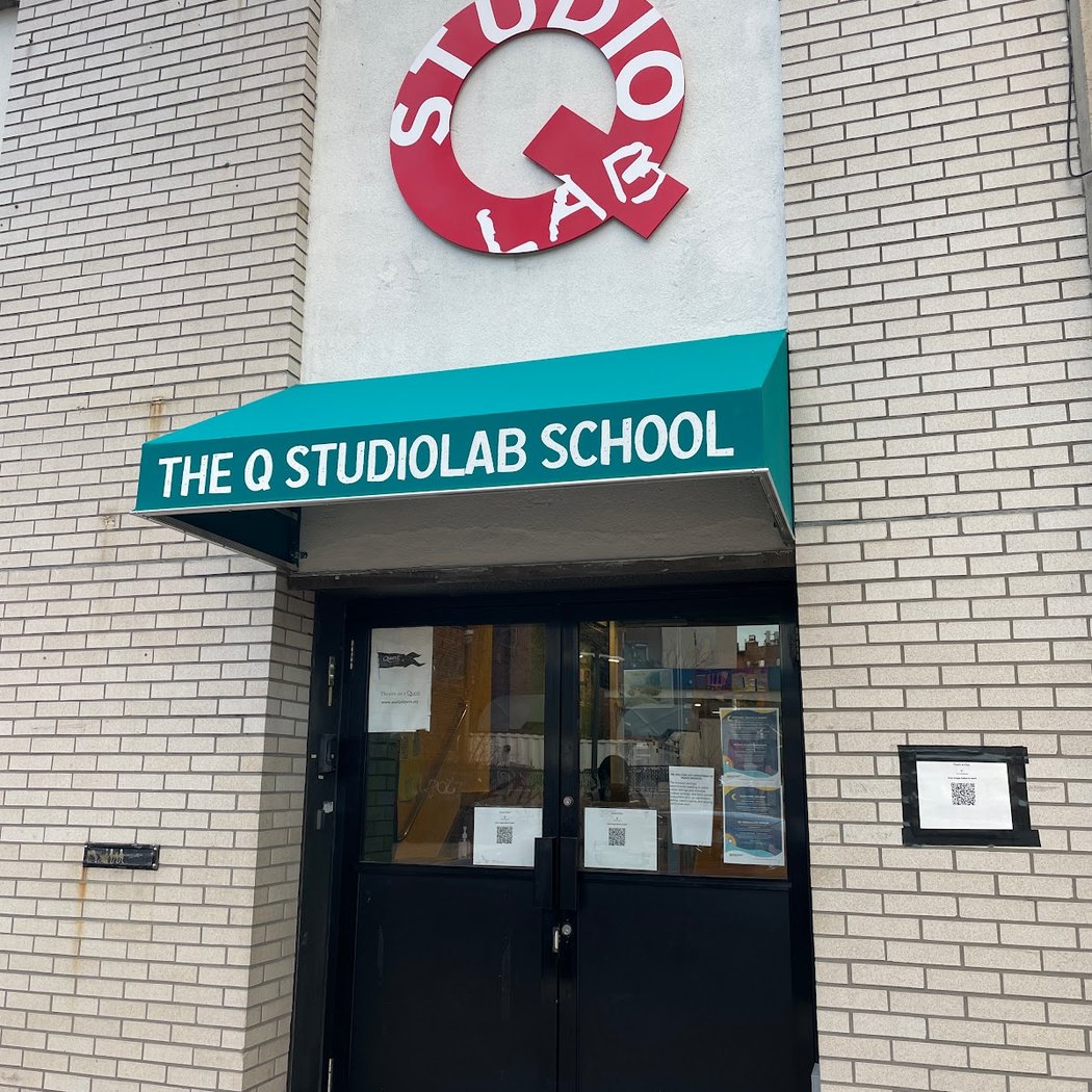The Q StudioLab 2