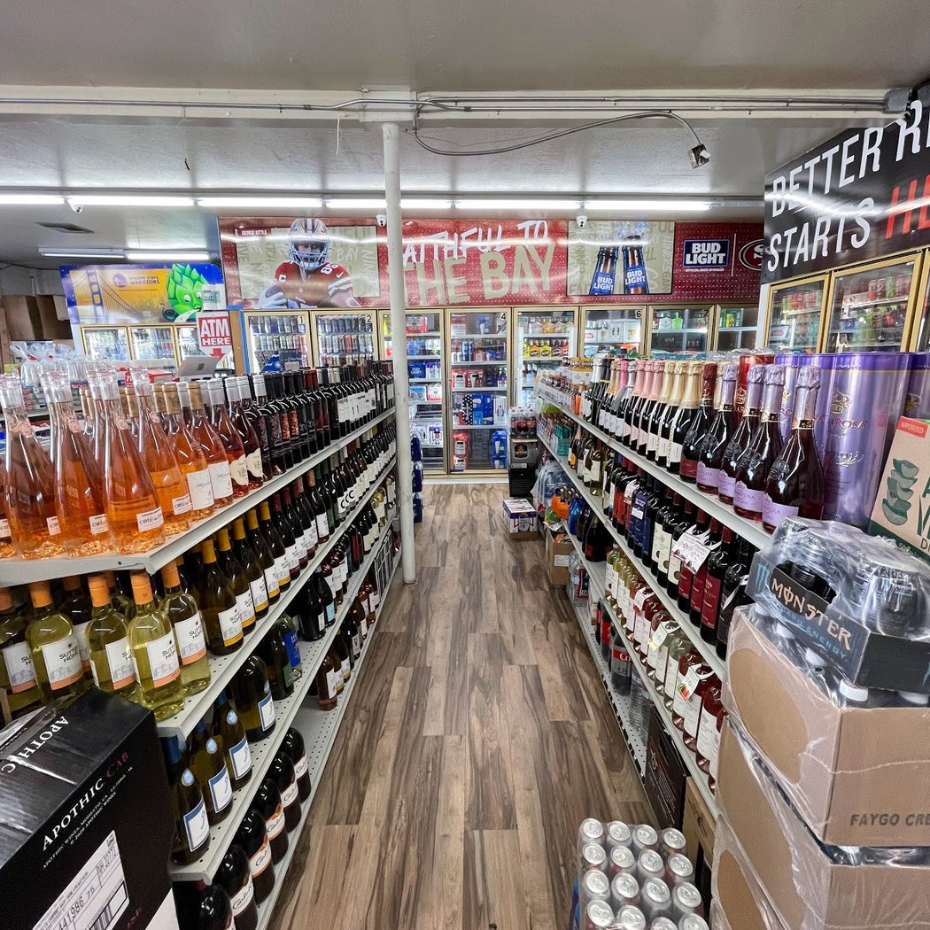 Lucky Liquors 3