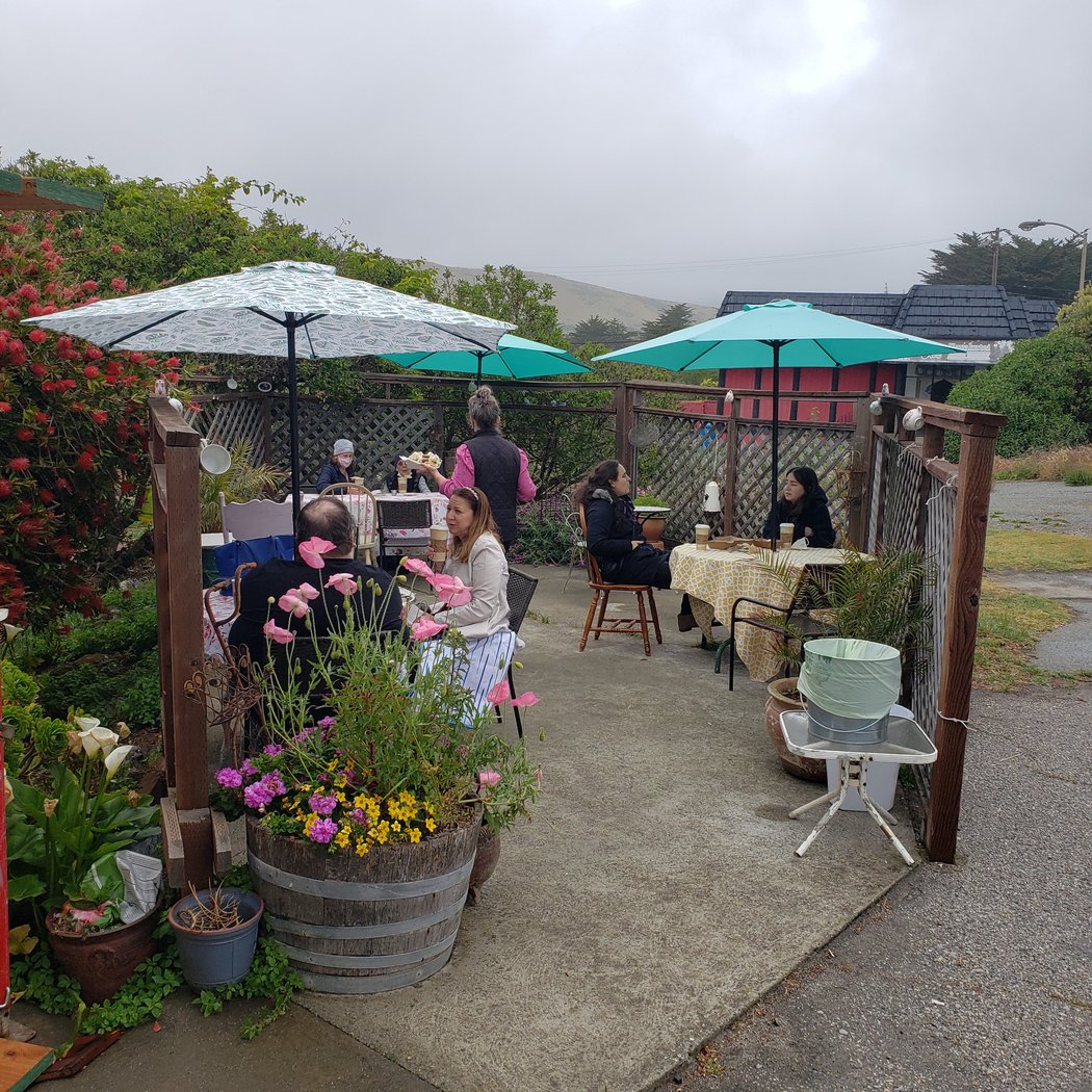 Lovey's Tea Shoppe 3