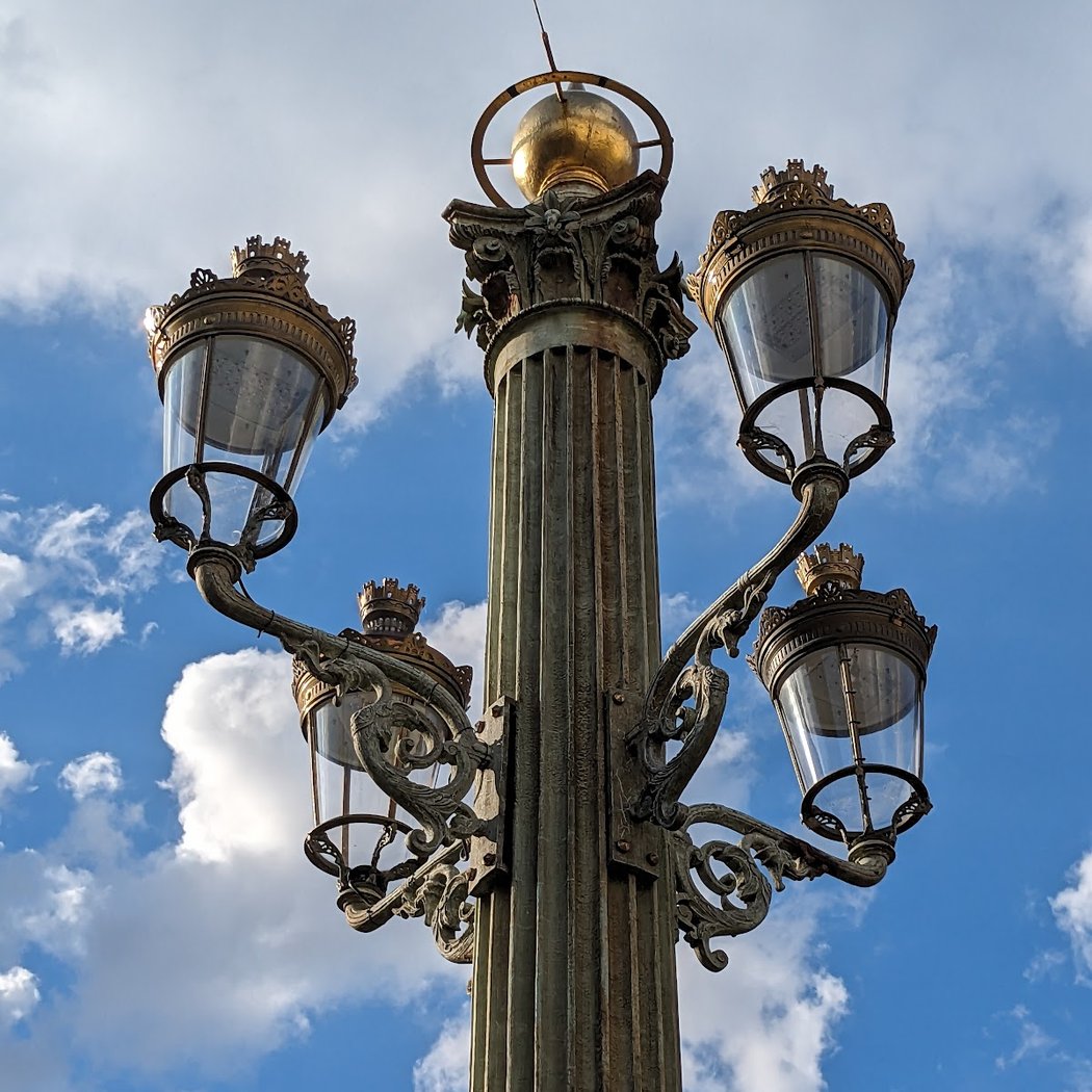 La colonne 1