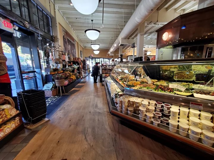 Roberts Market 2