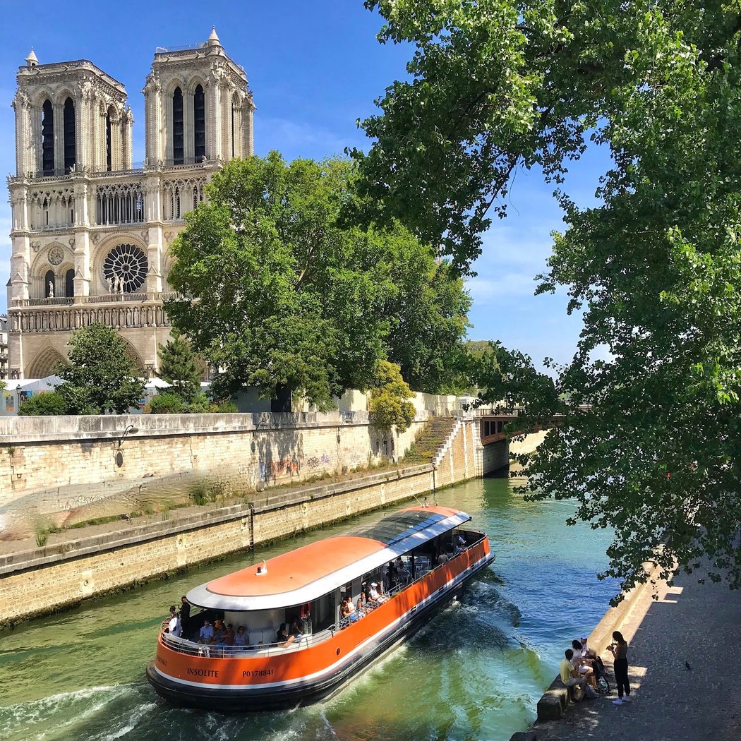 Bateaux de Paris 1