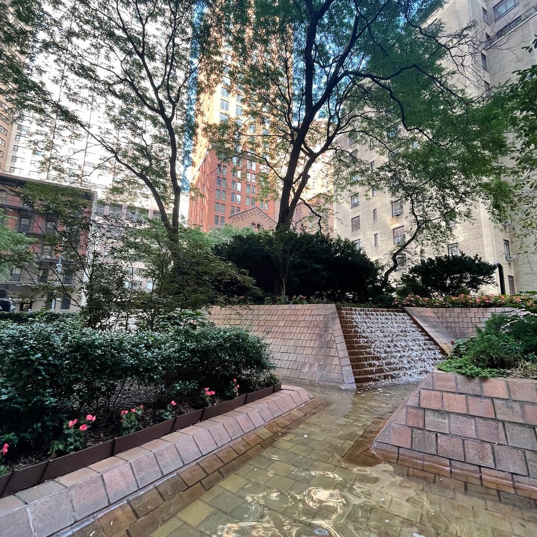 30 Lincoln Plaza 2
