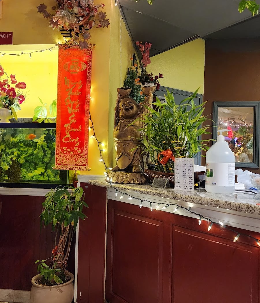 Lee's Noodle House 2