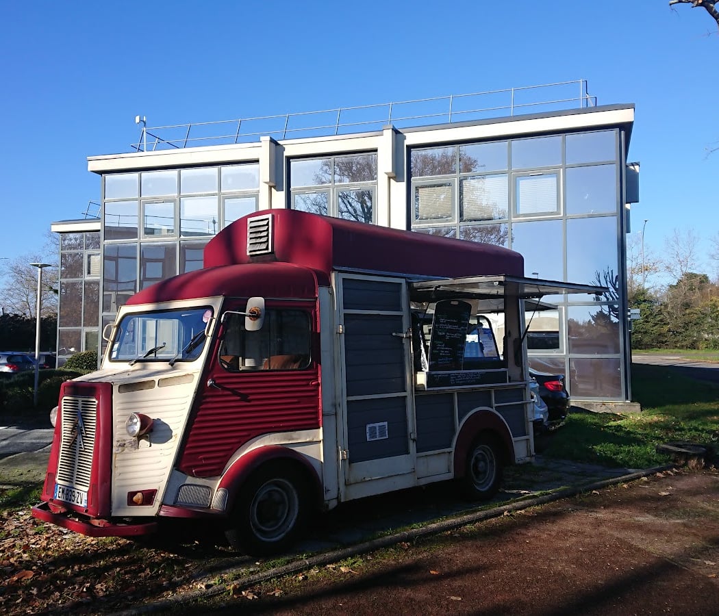 Messieurs Dam's Foodtruck & Traiteur 3