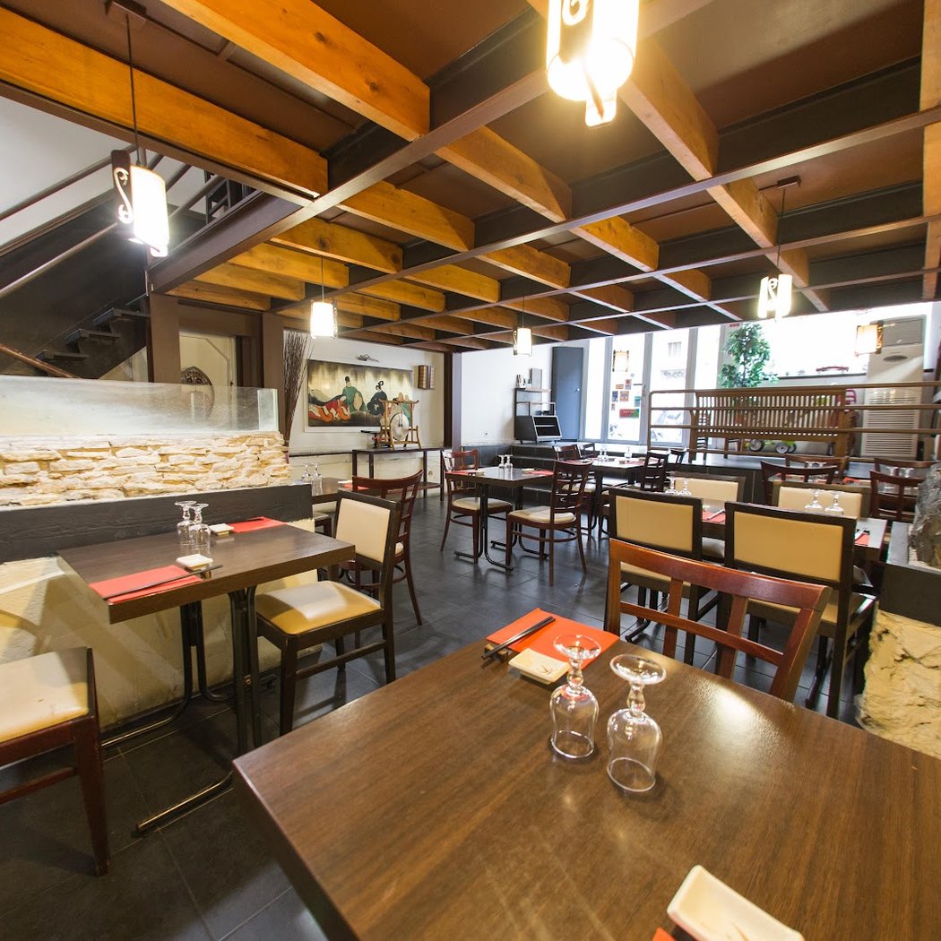Sushi Resto 3