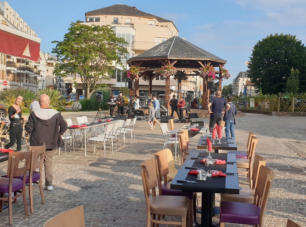 le Carré Pointu (Le Trévise) 2