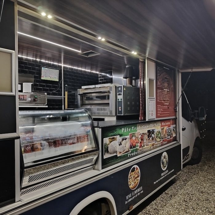 LE CAMION A PIZZA Roissy-en-Brie 2