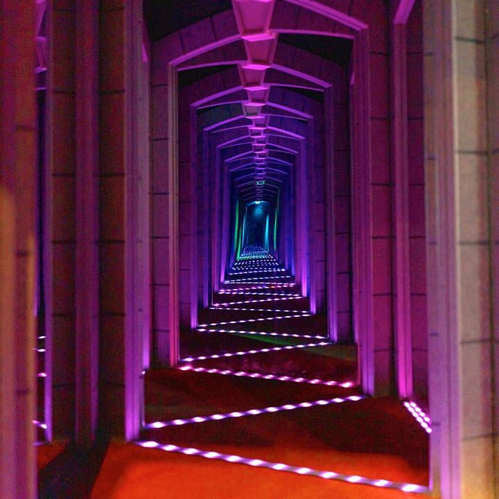 Ripley's Marvelous Mirror Maze 2