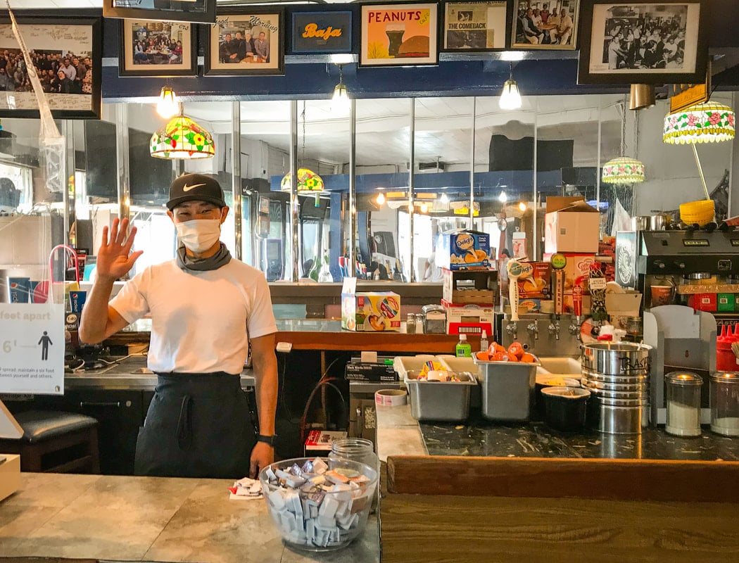 Peanuts Deluxe Cafe 2