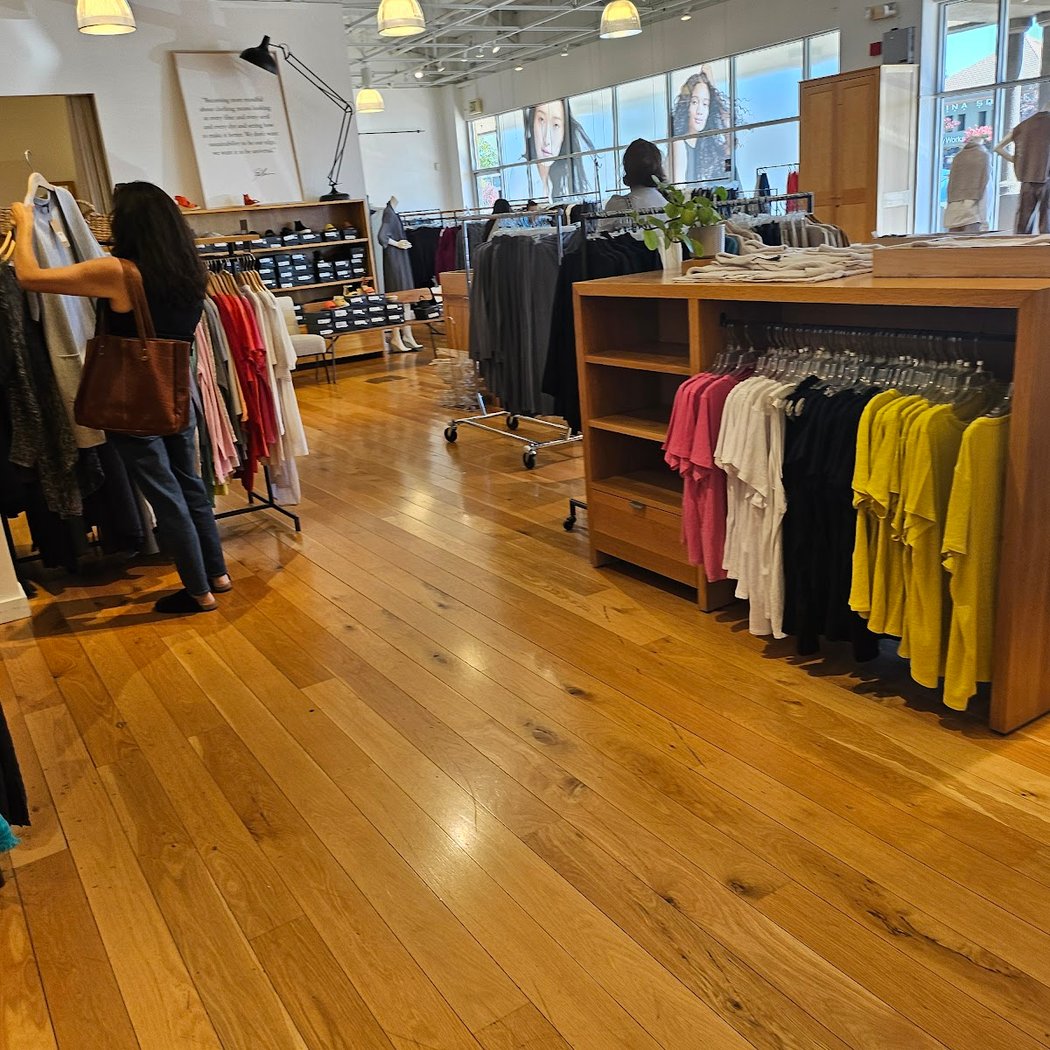 EILEEN FISHER 3