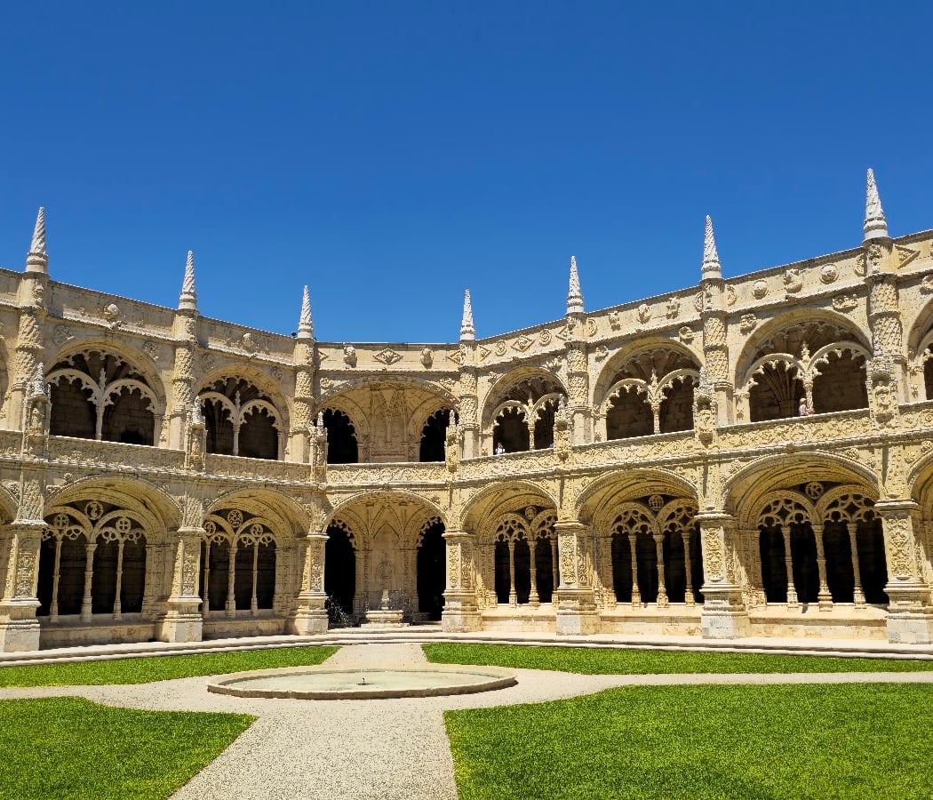 Jerónimos Monastery 1