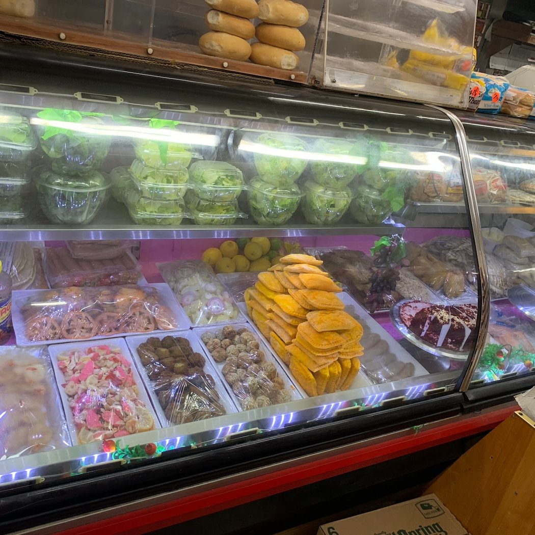 Family Food Center 3