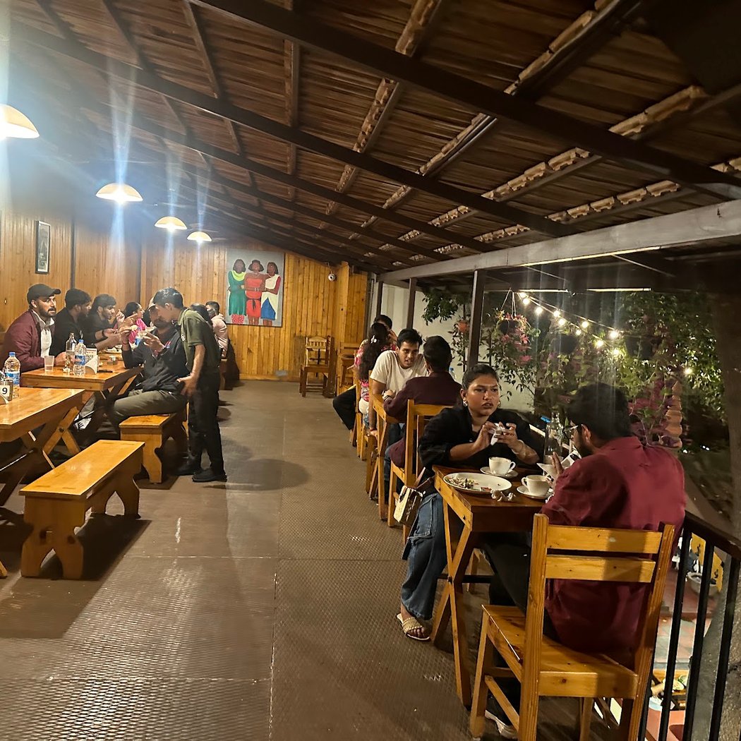 Dyu Art Cafe 5