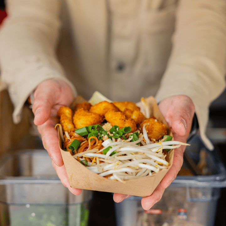 Le foodtruck Thai At Home à L’Usine Mode et Maison 1