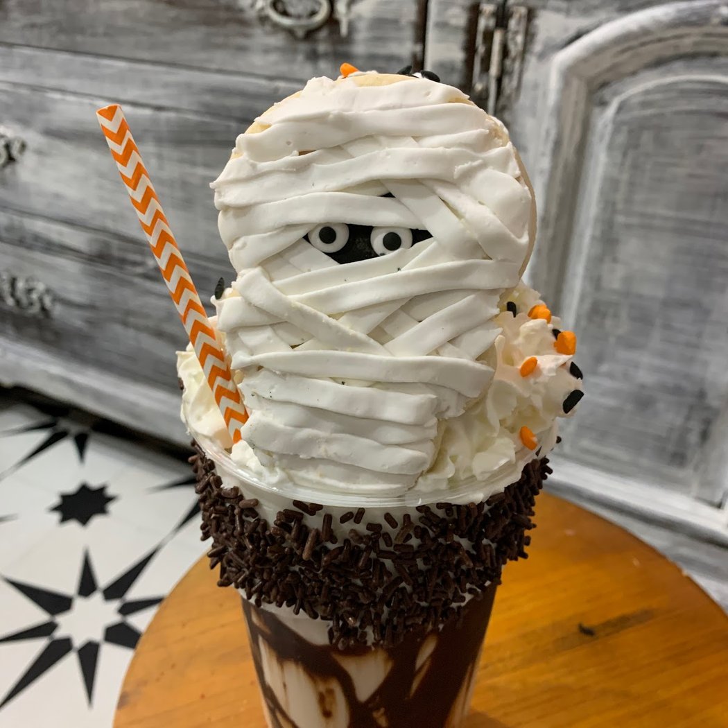 Samantha's Sweet Shoppe 3