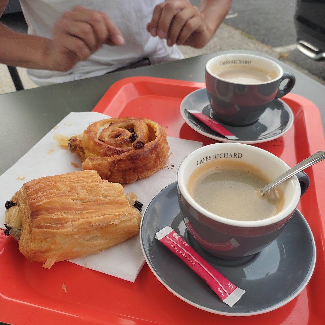 Le Quatre 1