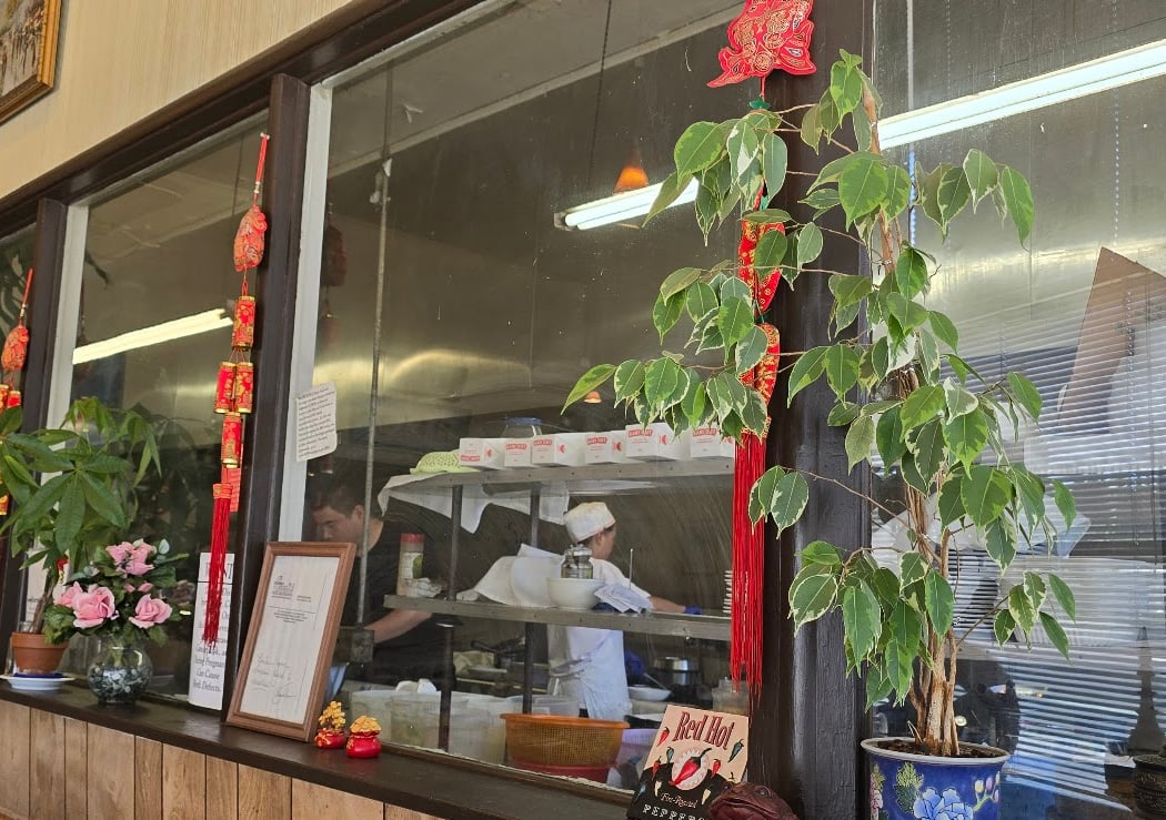 Hunan Taste Restaurant 2