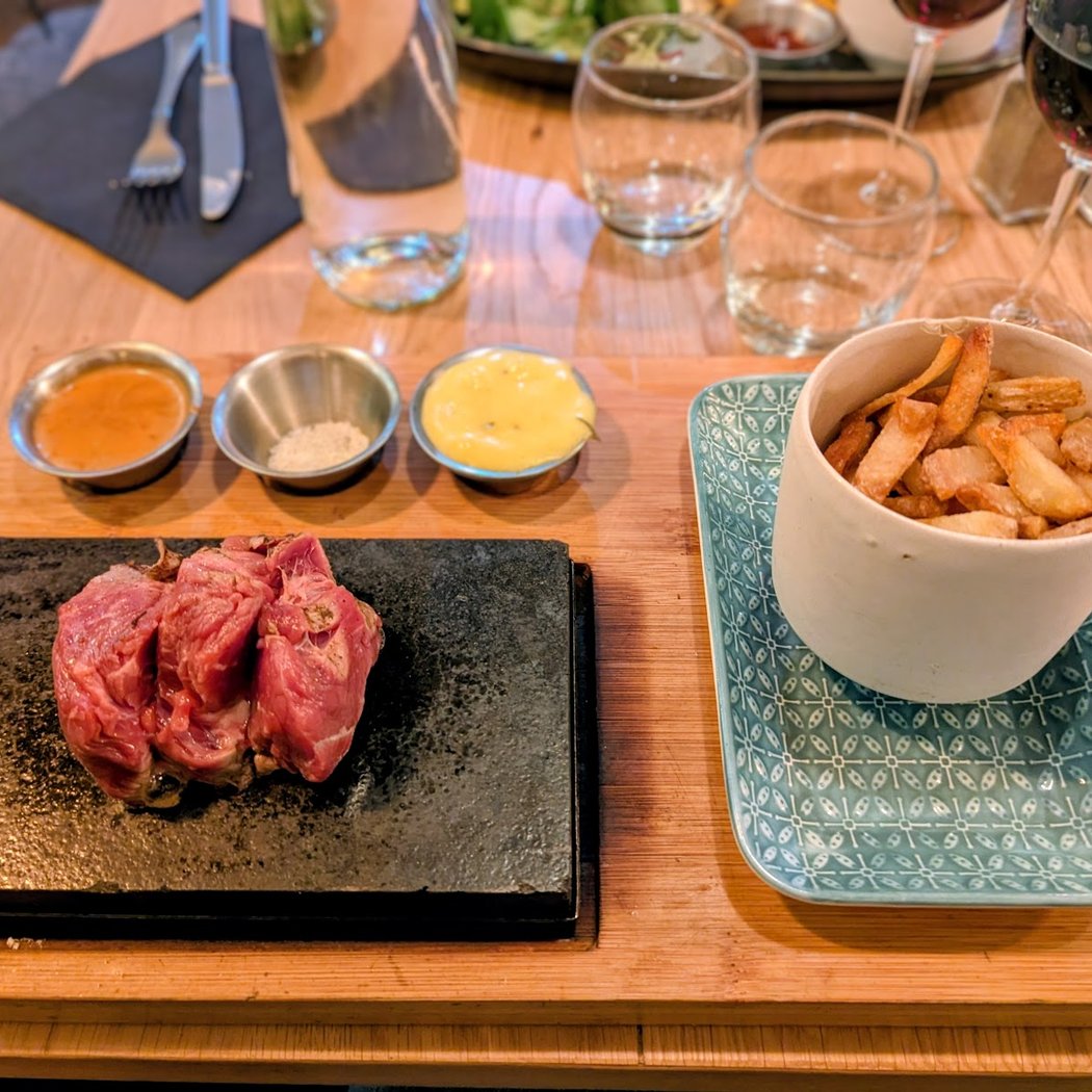 Ernest Restaurant 1