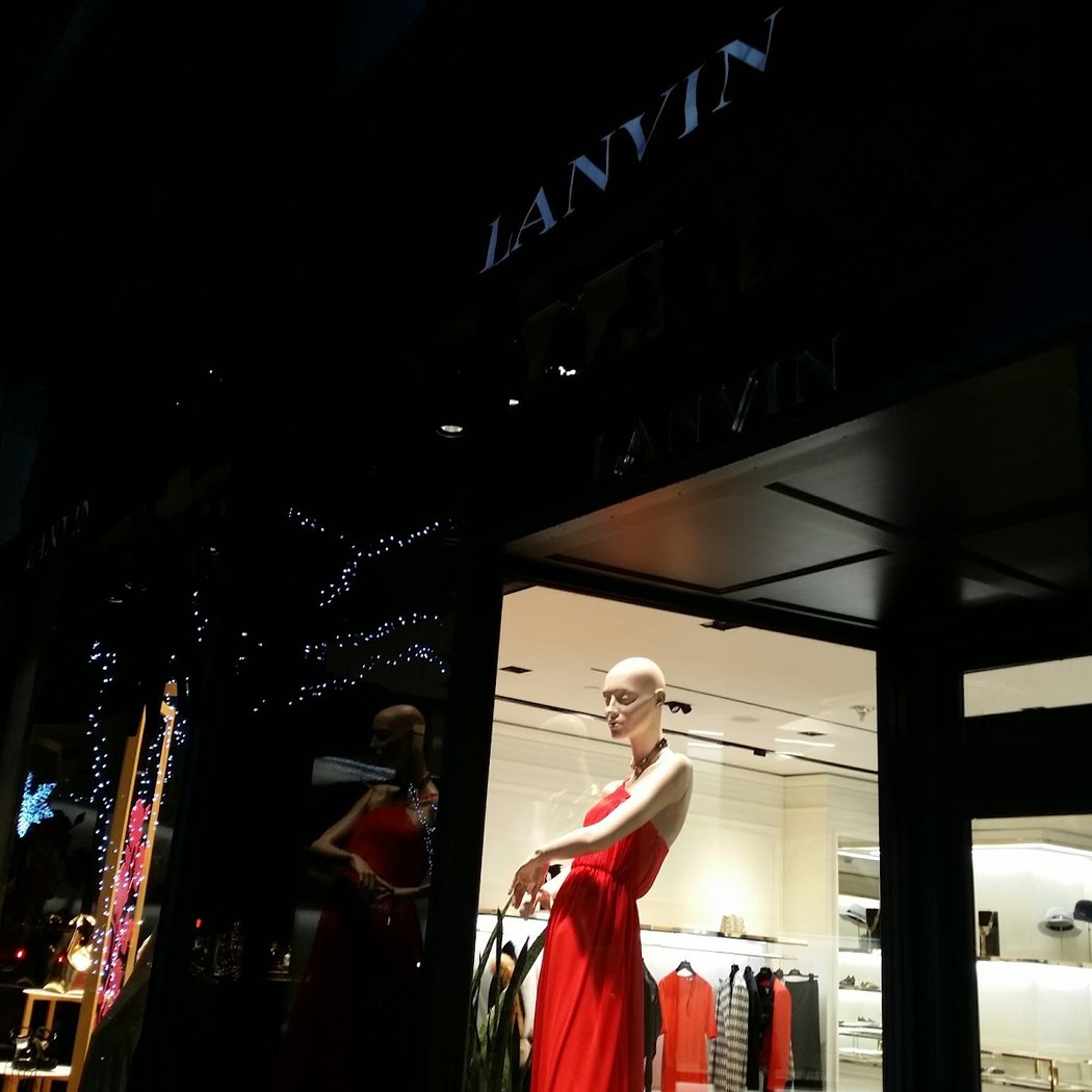 LANVIN New York Madison Ave. Store 2