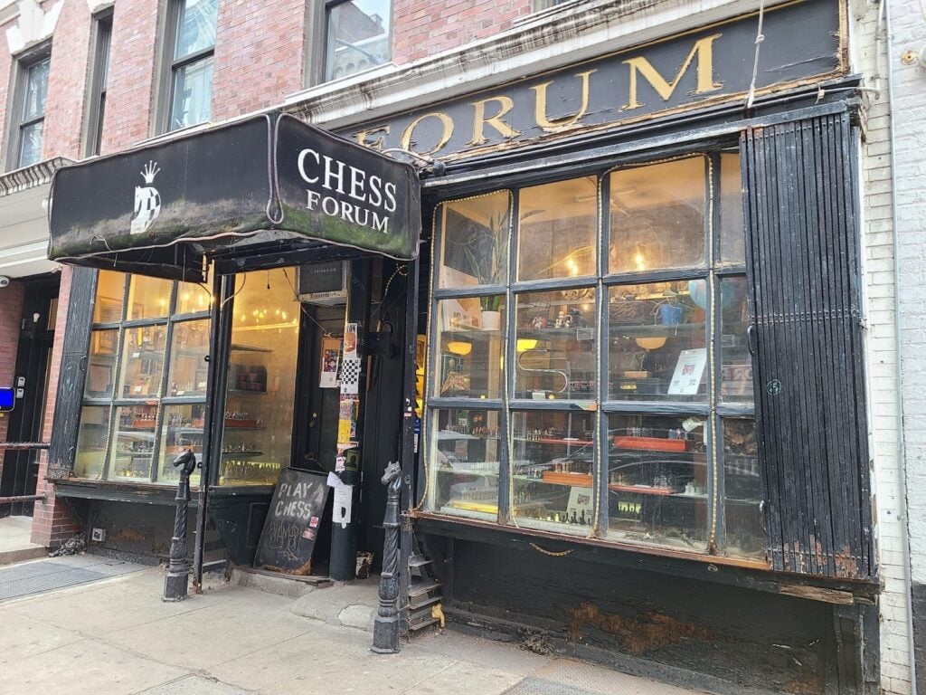 Chess Forum 4