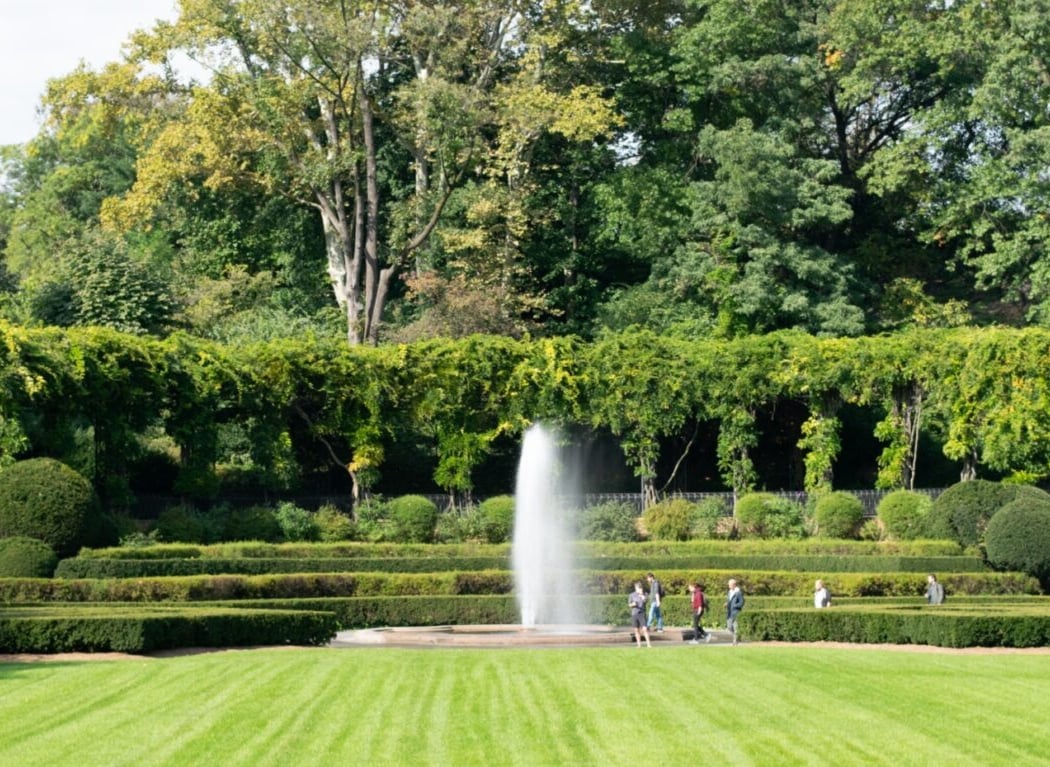 Conservatory Garden Tour 1