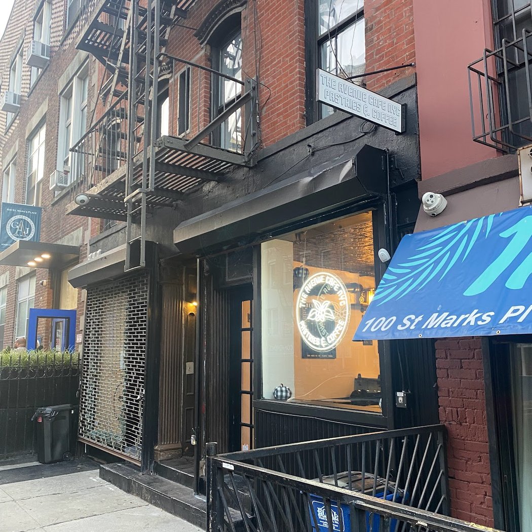 The Avenue Cafe NYC 2