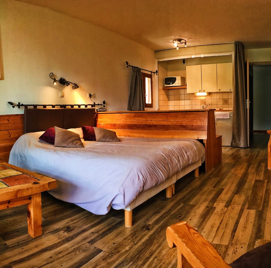 Logis Hôtel la Ferme de l'Izoard & Spa 3