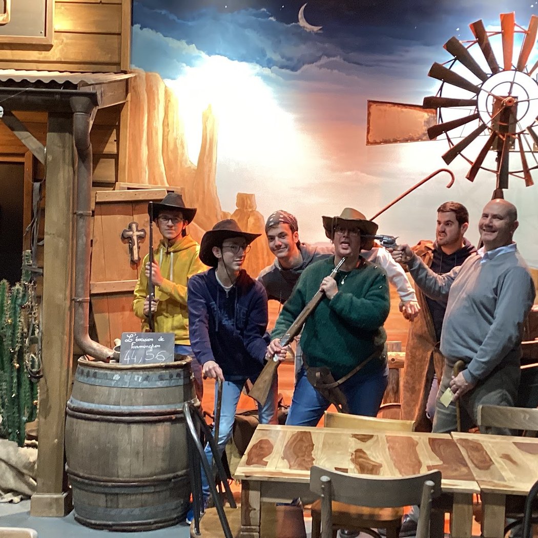 Outlaw - Escape Game & Bar à Jeux - Carquefou Nantes 1